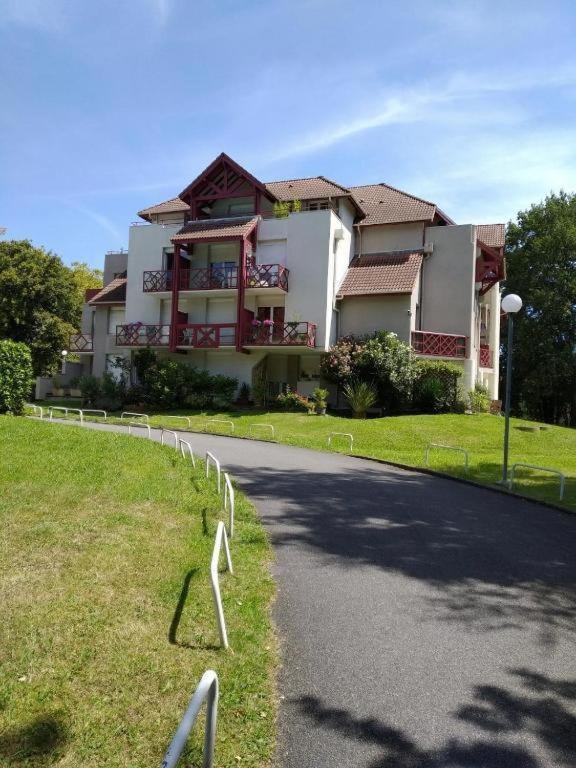 Apartmán L'Etoile Paloise -Terrasse &Wifi &Parking &Piscine Pau Exteriér fotografie